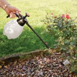 Solo Handheld Sprayer, 2 Liter With 2-foot Wand -Gardening Supplies 420l 8