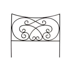 Crossing Scrolls Garden Edge