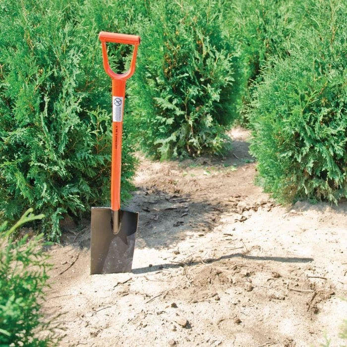 Leonard All Steel Nursery Spade With 15-Inch Blade And D-Grip Handle 6 Leonard All Steel Nursery Spade With 15-Inch Blade And D-Grip Handle - Image 4