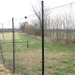 30-Year Deer Fence Galvanized Steel Posts, 7-Pack For 7.5-Foot High Fence
